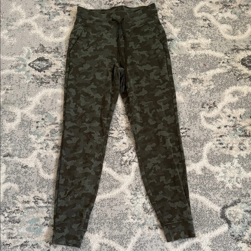 Lululemon Ready to Rulu Jogger 29